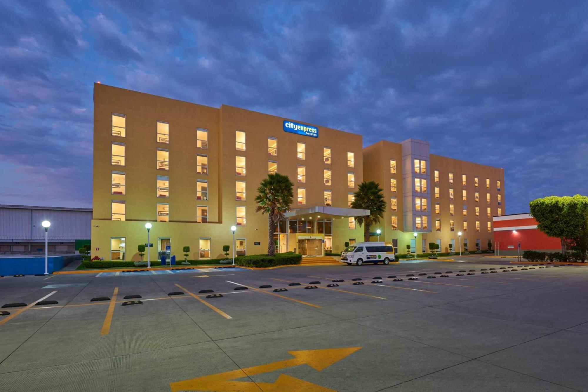City Express By Marriott Ciudad De Mexico Plaza Central Cidade do México Exterior foto